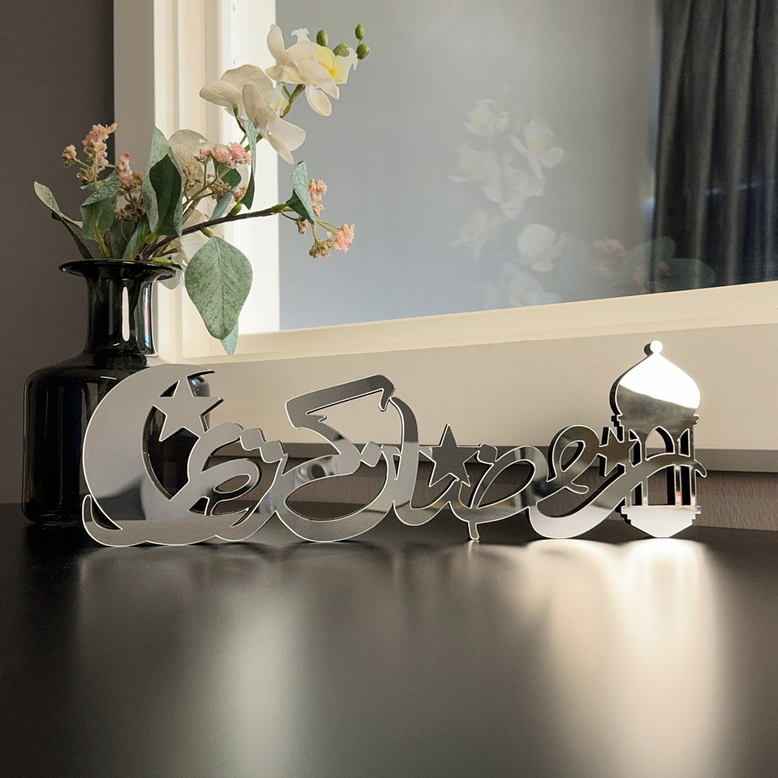 handmade-ramadan-kareem-arabic-calligraphy-tabletop-decor-eid-mubarak-shukranislamicarts