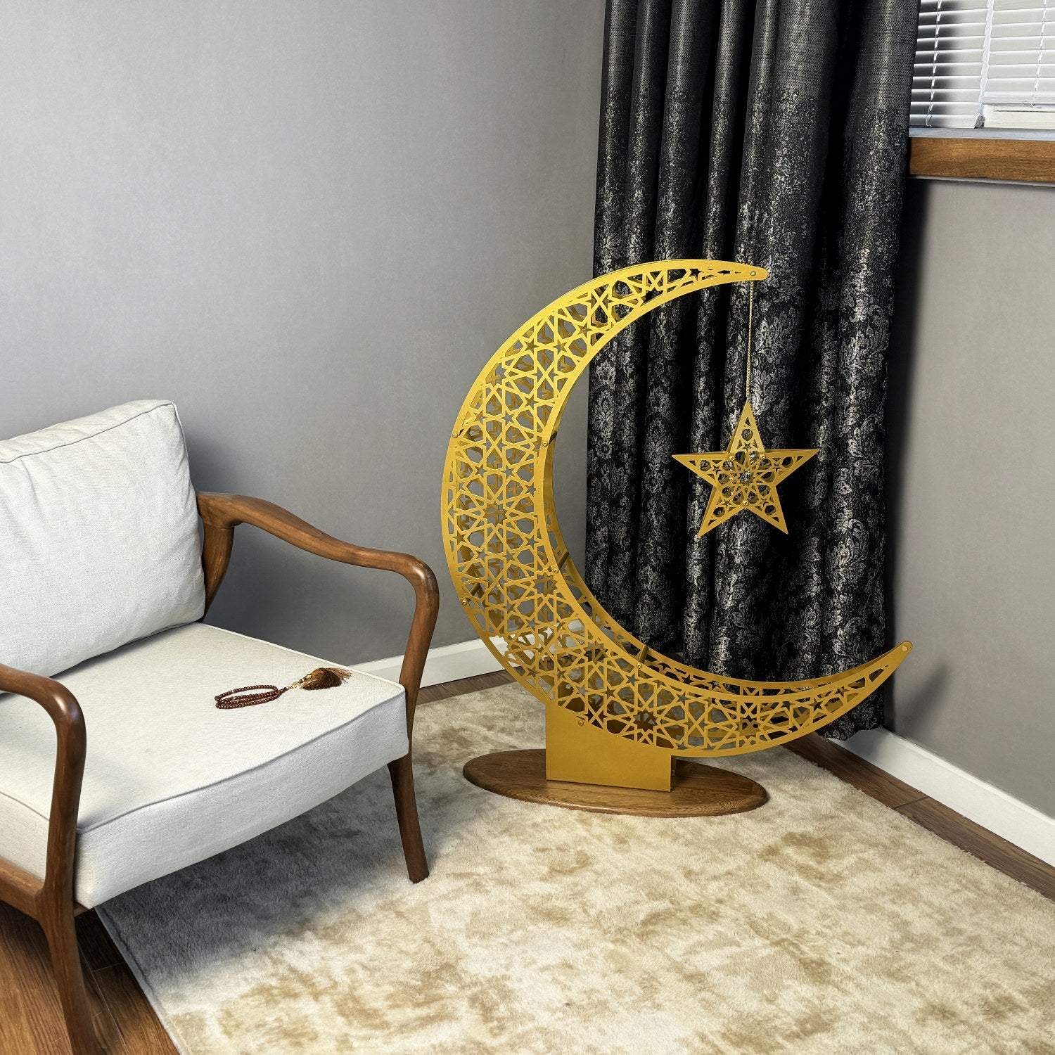 gold-colored-metal-crescent-star-decoration-ramadan-eid-mubarak-islamic-home-shukranislamicarts