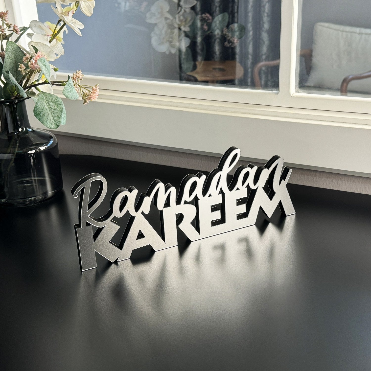 contemporary-ramadan-kareem-written-tabletop-decor-islamic-theme-shukranislamicarts