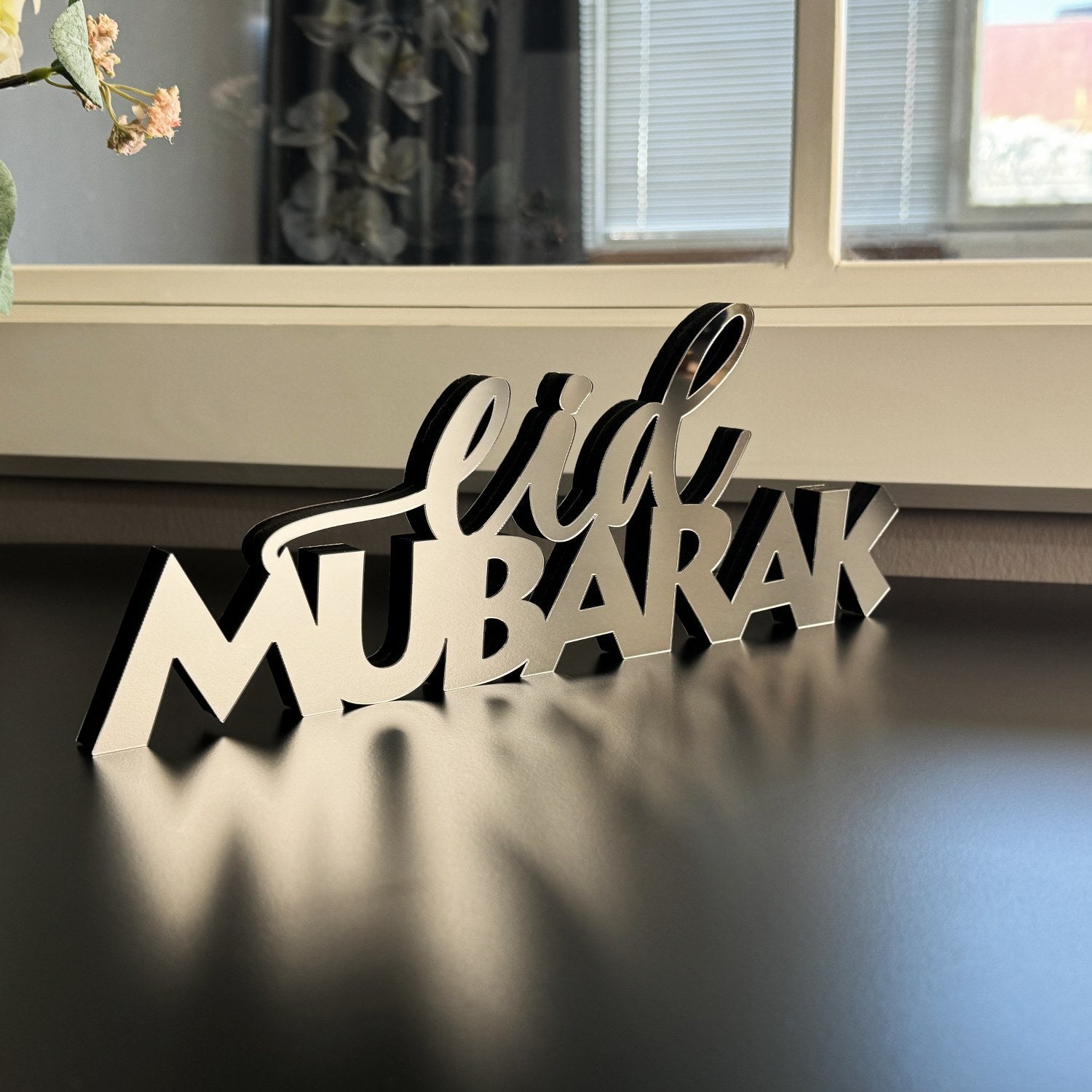 minimalist-eid-mubarak-written-decor-tabletop-ramadan-gift-shukranislamicarts