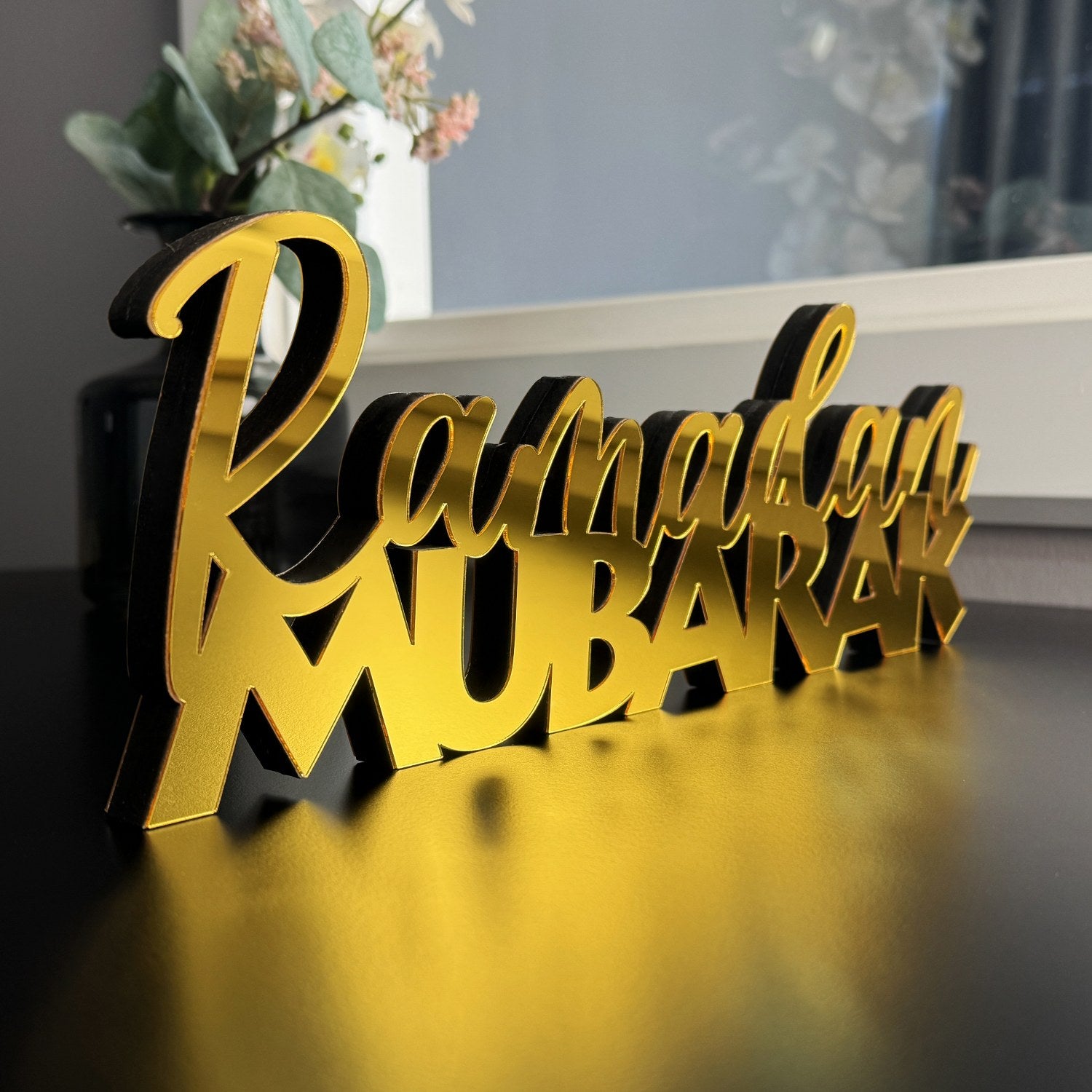 eid-mubarak-ramadan-mubarak-written-islamic-decor-tabletop-inspiration-shukranislamicarts