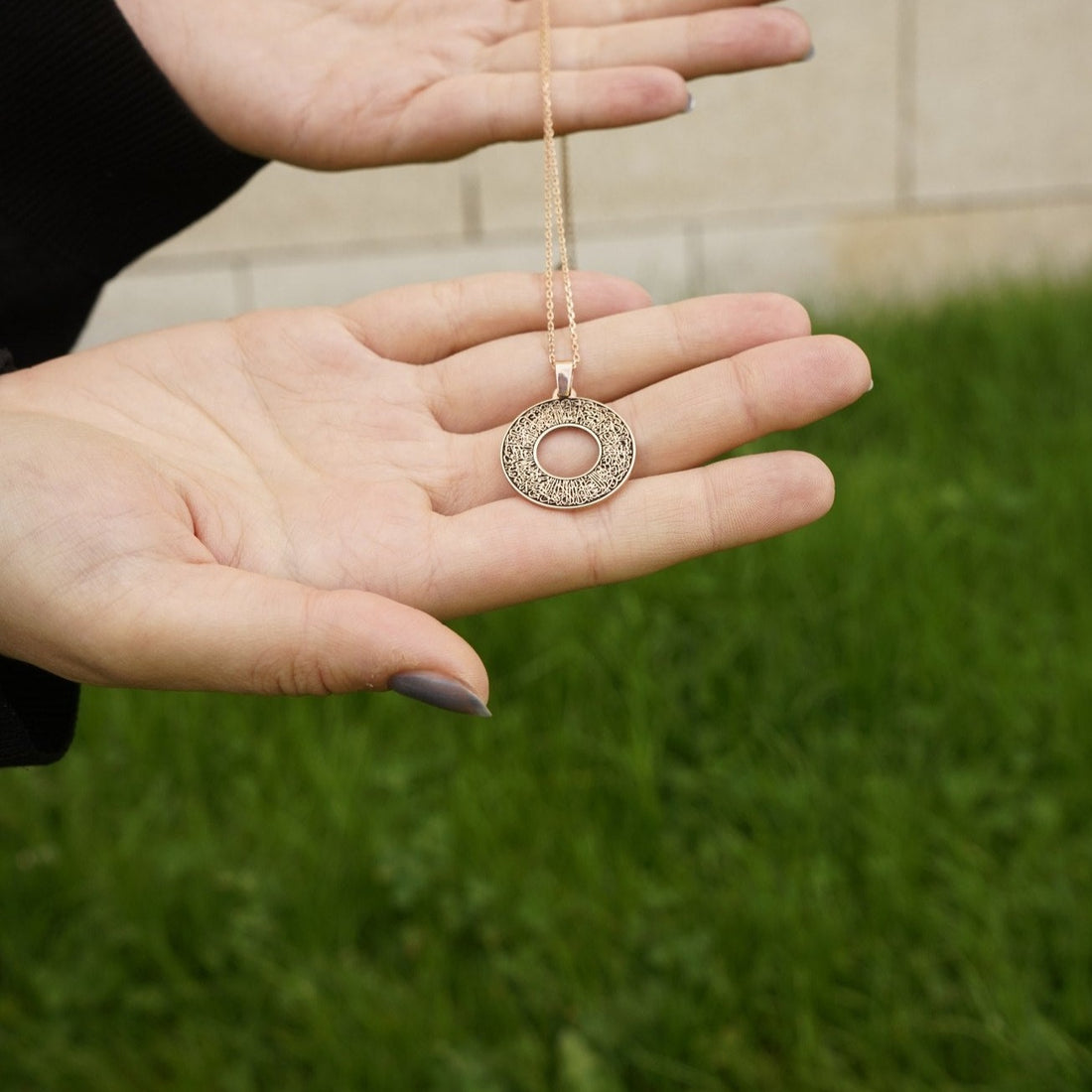 islamic-jewelry-dayatul-kursi-circle-islamic-necklace-18k-gold-pendant-on-925-silver-women&