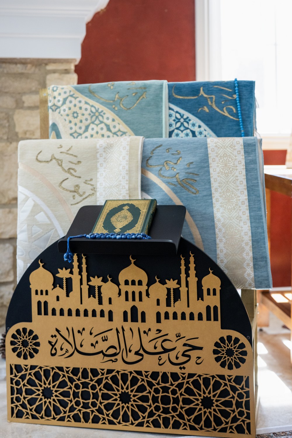 prayer-rug-holder-wooden-quran-and-mat-stand-home-organization-shukranislamicarts